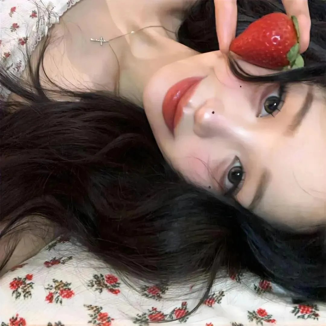 瓶中美人